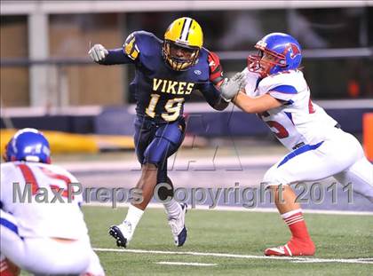Thumbnail 3 in Lamar vs. Cooper (5A Division 2 Region 1 Bi-District) photogallery.