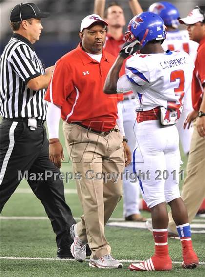Thumbnail 1 in Lamar vs. Cooper (5A Division 2 Region 1 Bi-District) photogallery.