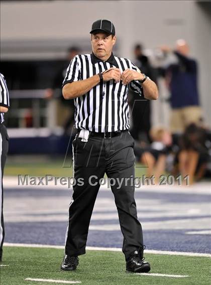 Thumbnail 1 in Lamar vs. Cooper (5A Division 2 Region 1 Bi-District) photogallery.