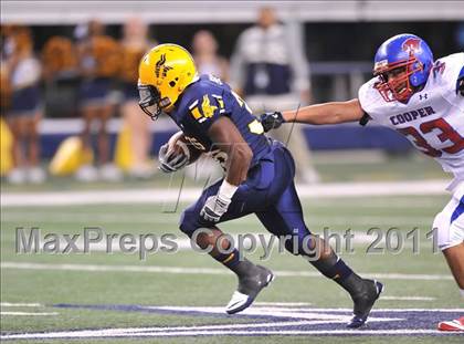 Thumbnail 2 in Lamar vs. Cooper (5A Division 2 Region 1 Bi-District) photogallery.