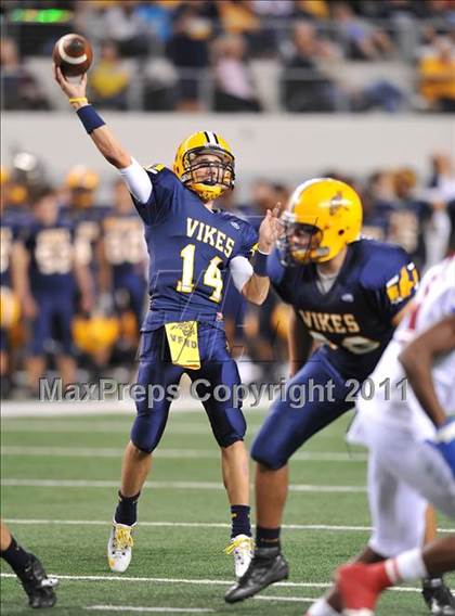 Thumbnail 3 in Lamar vs. Cooper (5A Division 2 Region 1 Bi-District) photogallery.