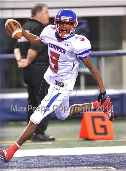 Thumbnail 1 in Lamar vs. Cooper (5A Division 2 Region 1 Bi-District) photogallery.