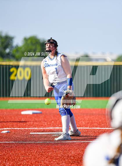 Thumbnail 1 in Moulton vs Slocum (UIL 1A Regional Final) Game 2 photogallery.