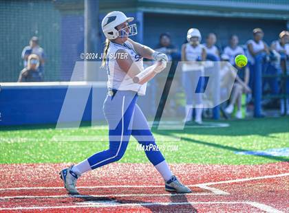 Thumbnail 3 in Moulton vs Slocum (UIL 1A Regional Final) Game 2 photogallery.
