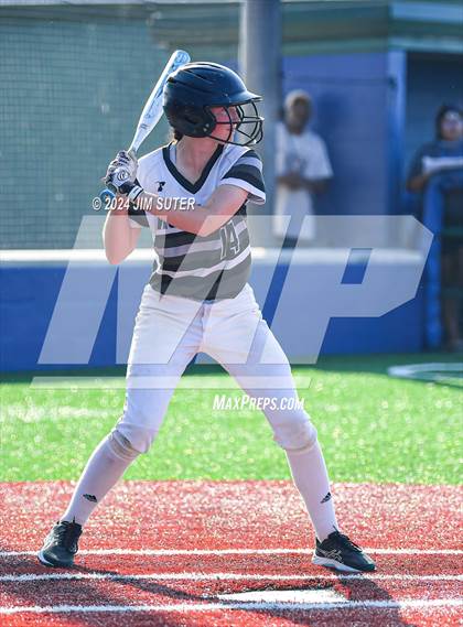 Thumbnail 3 in Moulton vs Slocum (UIL 1A Regional Final) Game 2 photogallery.