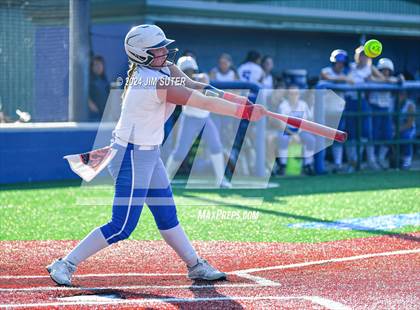 Thumbnail 3 in Moulton vs Slocum (UIL 1A Regional Final) Game 2 photogallery.