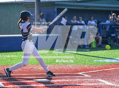 Thumbnail 3 in Moulton vs Slocum (UIL 1A Regional Final) Game 2 photogallery.