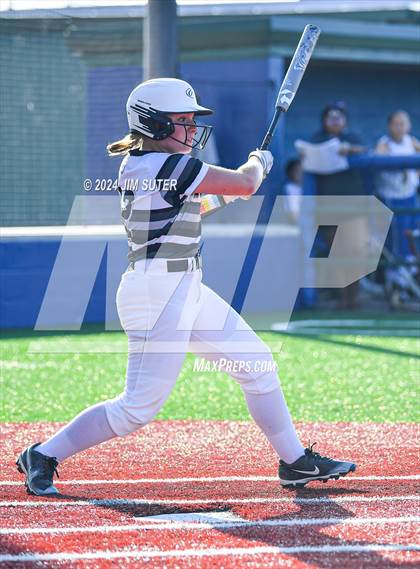 Thumbnail 3 in Moulton vs Slocum (UIL 1A Regional Final) Game 2 photogallery.