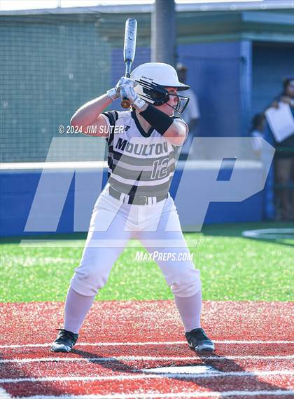 Thumbnail 3 in Moulton vs Slocum (UIL 1A Regional Final) Game 2 photogallery.