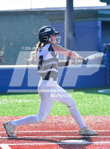Thumbnail 2 in Moulton vs Slocum (UIL 1A Regional Final) Game 2 photogallery.