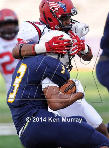 Thumbnail 1 in Cypress Ranch vs. North Shore (UIL 6A Regional III Playoff) photogallery.