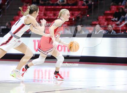 Thumbnail 3 in Springville vs. Bountiful (UHSAA 5A Semifinal) photogallery.