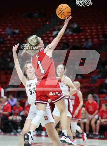Thumbnail 1 in Springville vs. Bountiful (UHSAA 5A Semifinal) photogallery.