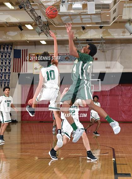 Thumbnail 1 in St. Mary's vs. Vanden (Jesuit JV Tournament) photogallery.