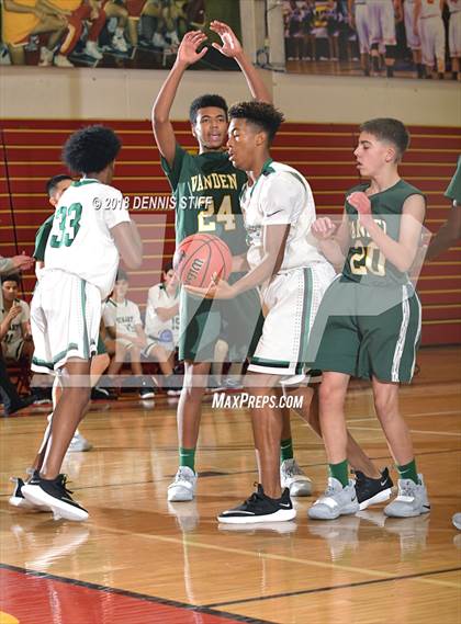 Thumbnail 3 in St. Mary's vs. Vanden (Jesuit JV Tournament) photogallery.