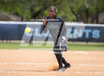 Thumbnail 1 in Fort Bend Hightower @ Fort Bend Clements photogallery.
