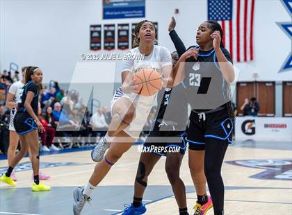 Thumbnail 2 in IMG Academy vs Montverde Academy (Chipotle Nationals Championship) photogallery.