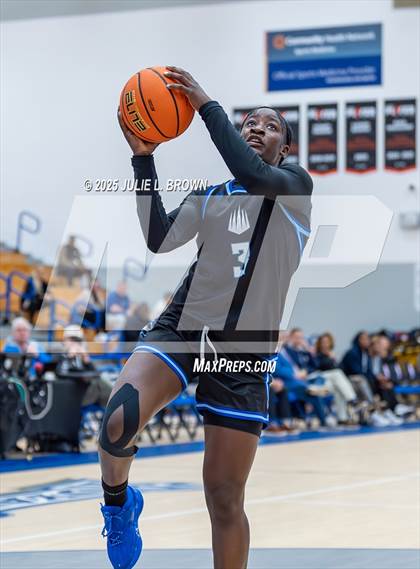 Thumbnail 3 in IMG Academy vs Montverde Academy (Chipotle Nationals Championship) photogallery.
