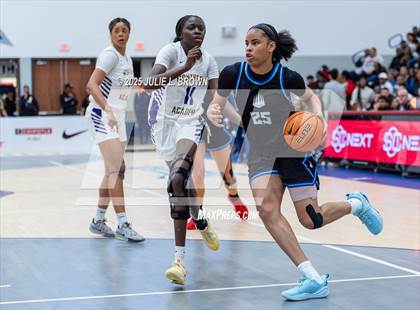 Thumbnail 2 in IMG Academy vs Montverde Academy (Chipotle Nationals Championship) photogallery.
