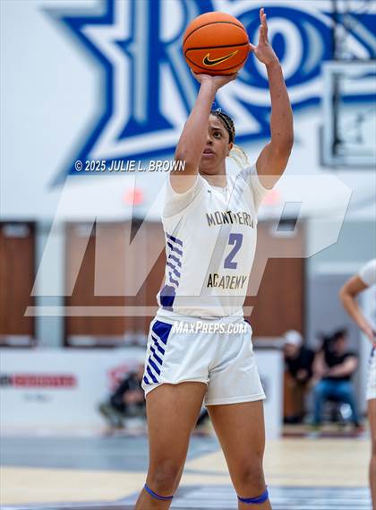 Thumbnail 1 in IMG Academy vs Montverde Academy (Chipotle Nationals Championship) photogallery.