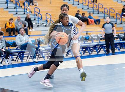 Thumbnail 2 in IMG Academy vs Montverde Academy (Chipotle Nationals Championship) photogallery.