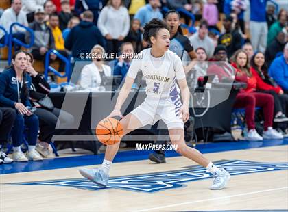 Thumbnail 2 in IMG Academy vs Montverde Academy (Chipotle Nationals Championship) photogallery.