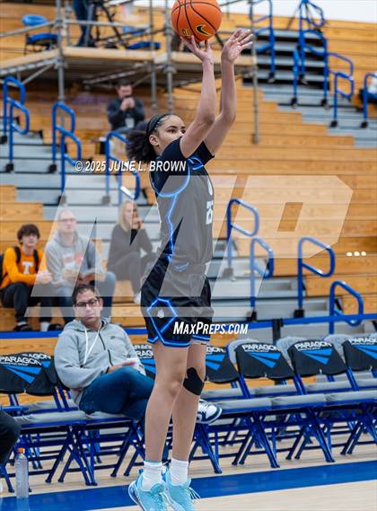Thumbnail 2 in IMG Academy vs Montverde Academy (Chipotle Nationals Championship) photogallery.
