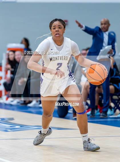 Thumbnail 3 in IMG Academy vs Montverde Academy (Chipotle Nationals Championship) photogallery.