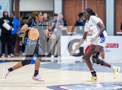 Thumbnail 2 in IMG Academy vs Montverde Academy (Chipotle Nationals Championship) photogallery.