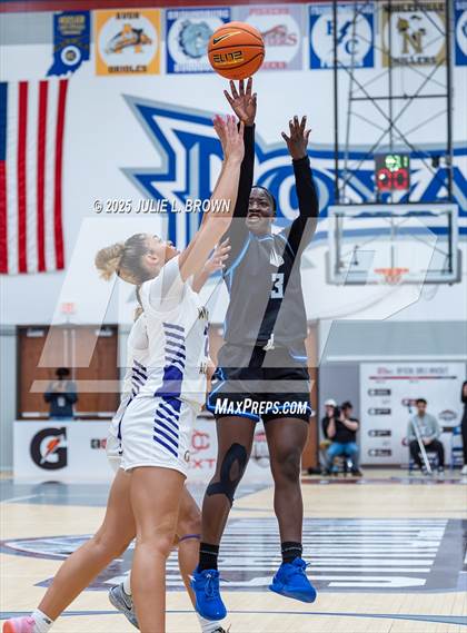 Thumbnail 2 in IMG Academy vs Montverde Academy (Chipotle Nationals Championship) photogallery.