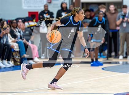 Thumbnail 1 in IMG Academy vs Montverde Academy (Chipotle Nationals Championship) photogallery.