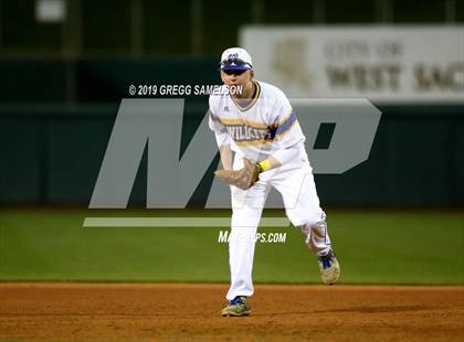 Thumbnail 3 in Capital Christian vs Wood @ Raley Field photogallery.