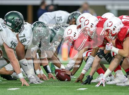 Thumbnail 3 in Kennedale vs. Carthage (UIL 4A Division 1 Final) photogallery.