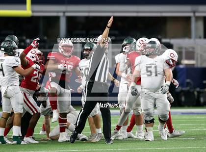 Thumbnail 3 in Kennedale vs. Carthage (UIL 4A Division 1 Final) photogallery.