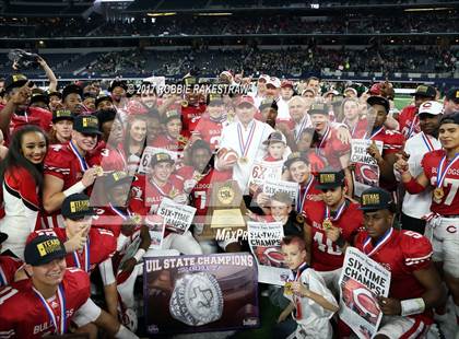 Thumbnail 2 in Kennedale vs. Carthage (UIL 4A Division 1 Final) photogallery.