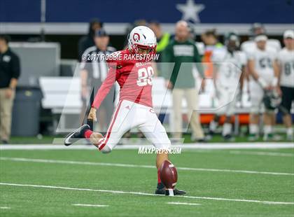 Thumbnail 1 in Kennedale vs. Carthage (UIL 4A Division 1 Final) photogallery.