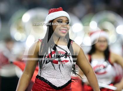Thumbnail 2 in Kennedale vs. Carthage (UIL 4A Division 1 Final) photogallery.