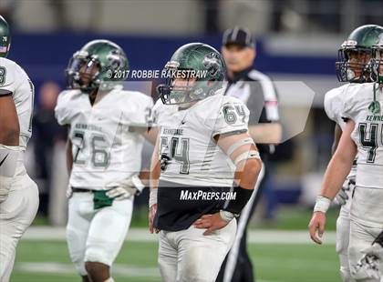Thumbnail 2 in Kennedale vs. Carthage (UIL 4A Division 1 Final) photogallery.