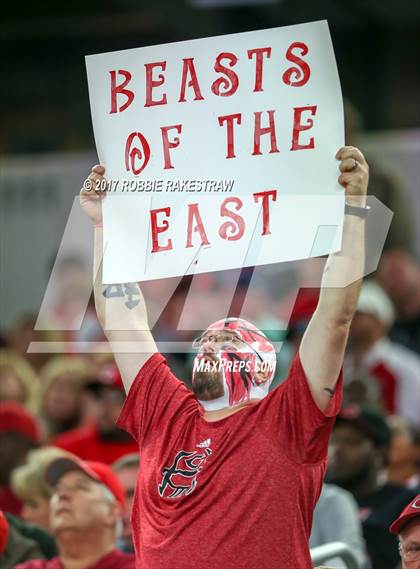 Thumbnail 3 in Kennedale vs. Carthage (UIL 4A Division 1 Final) photogallery.