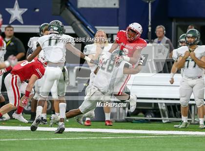 Thumbnail 2 in Kennedale vs. Carthage (UIL 4A Division 1 Final) photogallery.