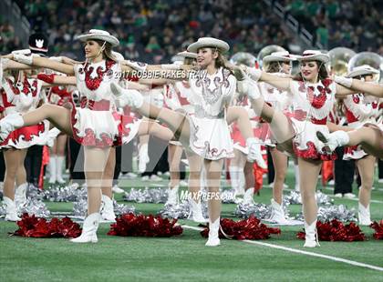 Thumbnail 3 in Kennedale vs. Carthage (UIL 4A Division 1 Final) photogallery.