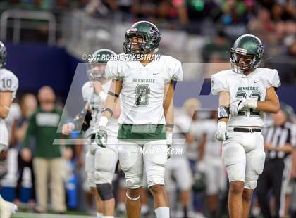 Thumbnail 2 in Kennedale vs. Carthage (UIL 4A Division 1 Final) photogallery.