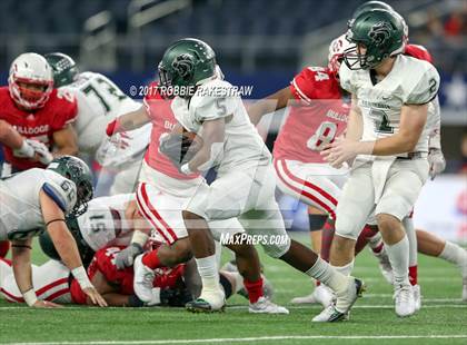 Thumbnail 1 in Kennedale vs. Carthage (UIL 4A Division 1 Final) photogallery.