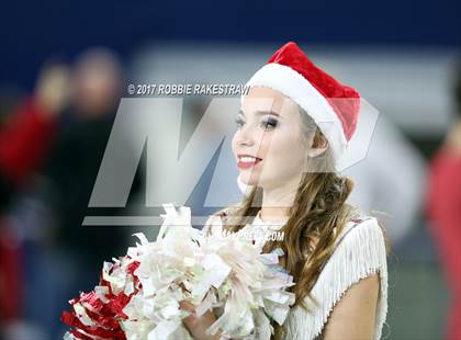Thumbnail 2 in Kennedale vs. Carthage (UIL 4A Division 1 Final) photogallery.