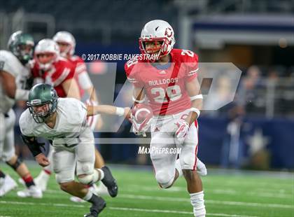 Thumbnail 1 in Kennedale vs. Carthage (UIL 4A Division 1 Final) photogallery.