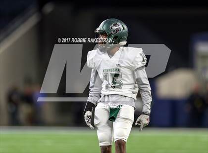 Thumbnail 3 in Kennedale vs. Carthage (UIL 4A Division 1 Final) photogallery.