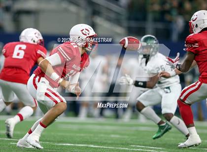 Thumbnail 1 in Kennedale vs. Carthage (UIL 4A Division 1 Final) photogallery.