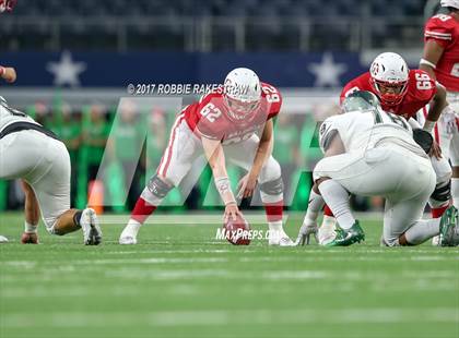 Thumbnail 3 in Kennedale vs. Carthage (UIL 4A Division 1 Final) photogallery.