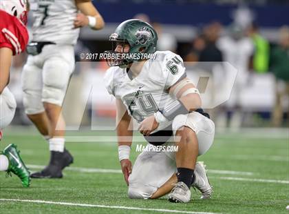 Thumbnail 2 in Kennedale vs. Carthage (UIL 4A Division 1 Final) photogallery.
