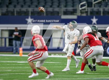 Thumbnail 1 in Kennedale vs. Carthage (UIL 4A Division 1 Final) photogallery.